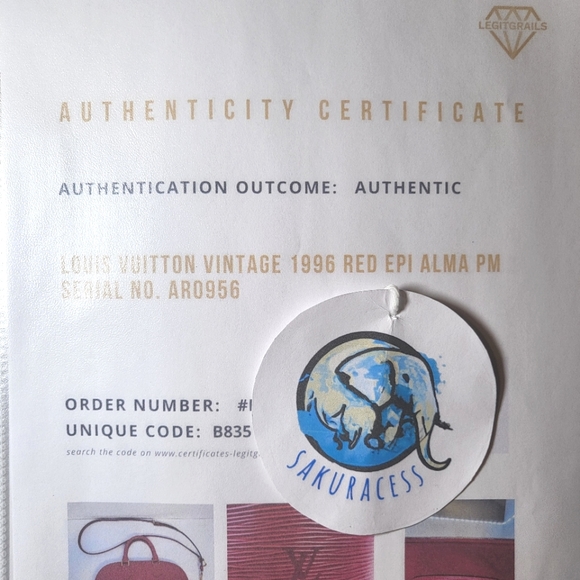 Louis Vuitton Vintage 1996 Red Epi Alma PM - Picture 4 of 17